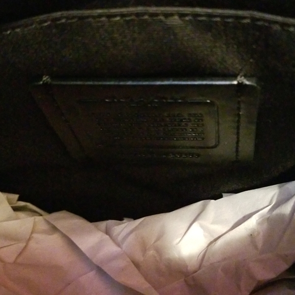 NWT COACH Signature Zip Shoulder Bag - Picture 5 of 7